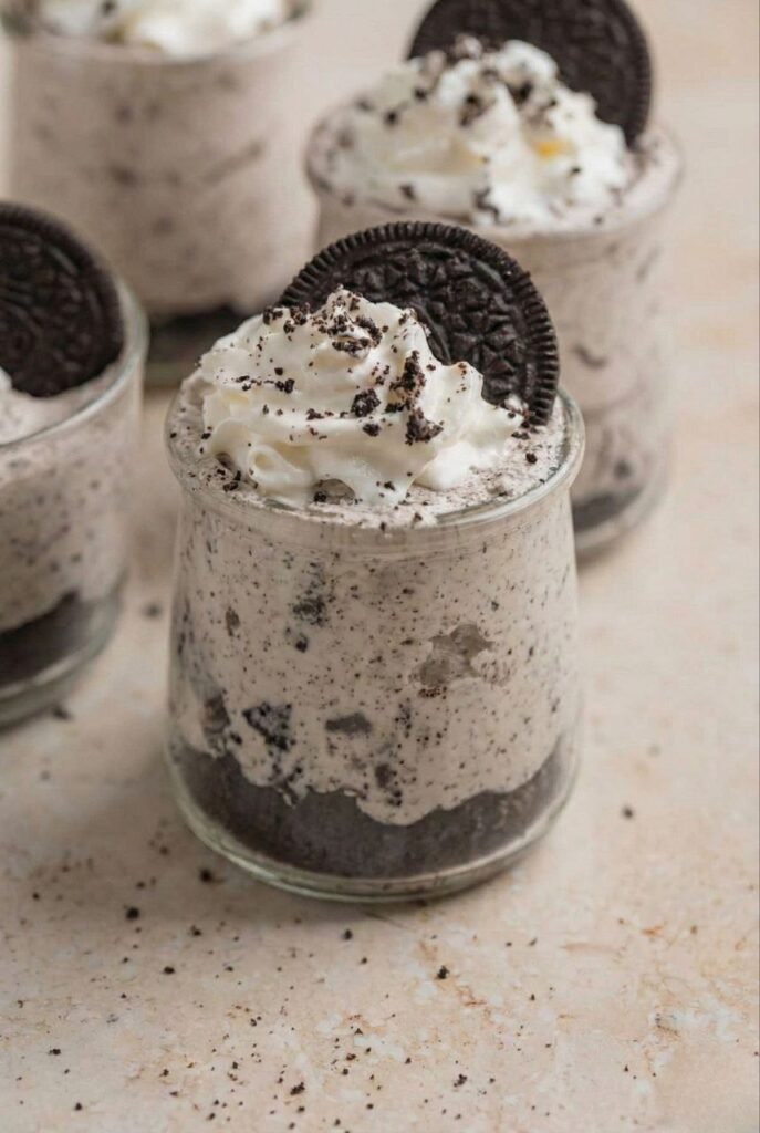 No-Bake Oreo Cheesecake Pots