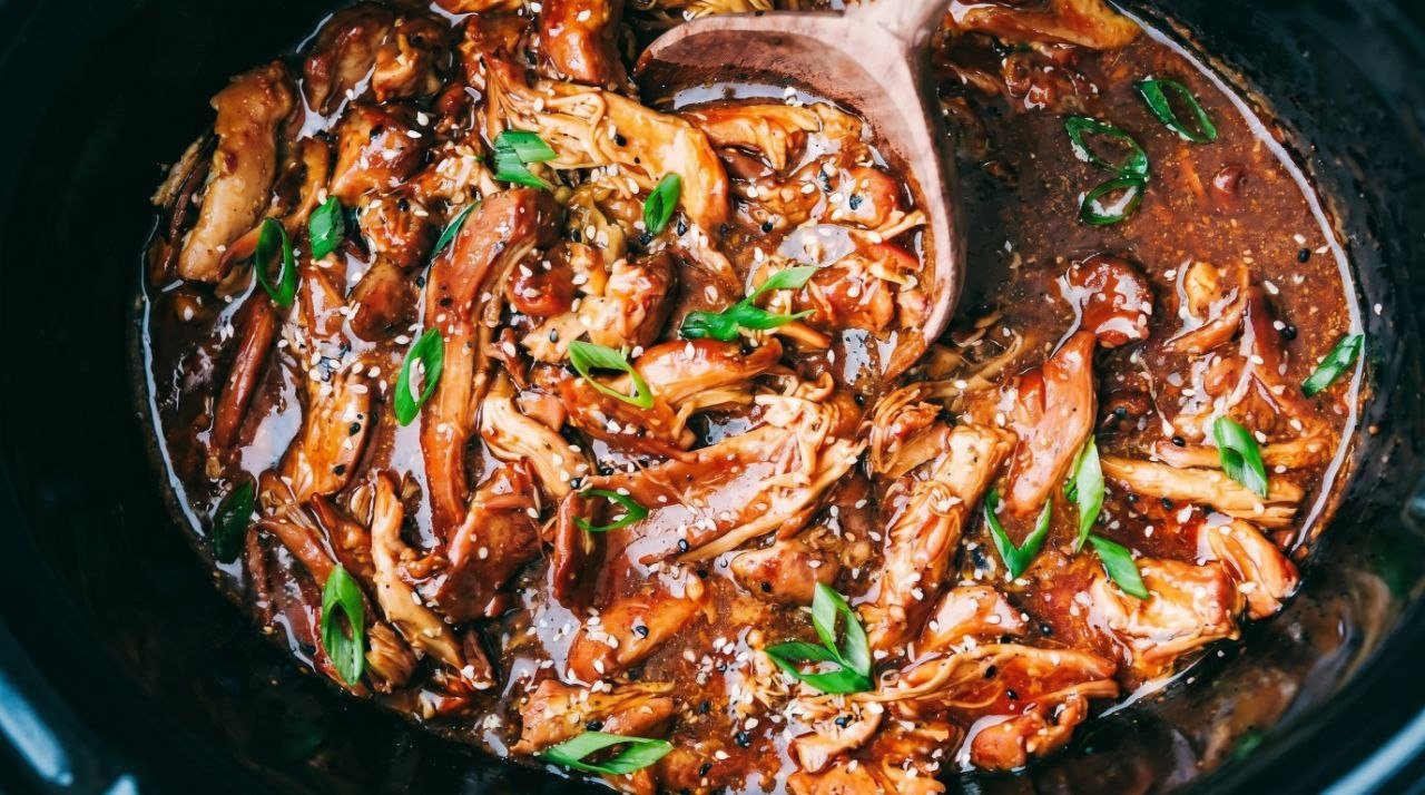 Slow Cooker Honey Garlic Chicken Thighs